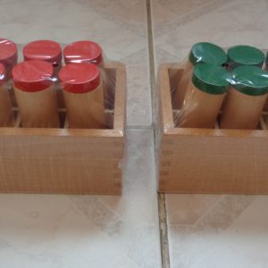 2500 – Ensemble de boîte à cylindre en bois Montessori neuf