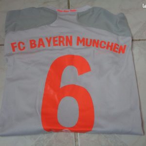 4934-  tee shirt FC bayern neuf