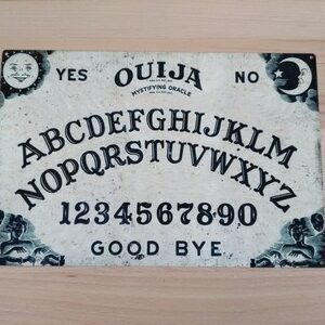 9088 Plaque Ouija