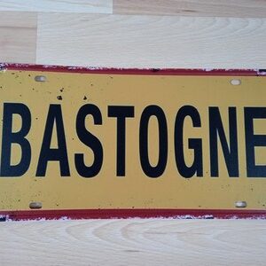 9169 – Plaque métal Bastogne