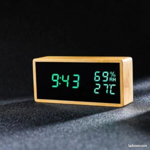 7227 – Réveil LED numérique en bois horloge température humidité neuf