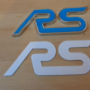 0191 – logo de voiture en métal RS neuf