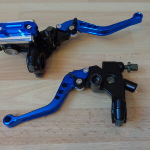 0524 – Leviers d’embrayage et de Frein de Moto universels neuf
