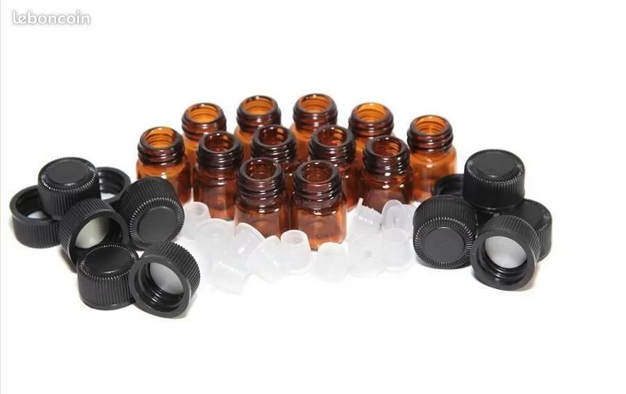 1071 – 10 Mini bouteilles en verres ambre de 1ml neuf – Image 3