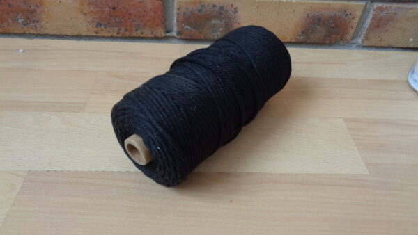 0874 – Cordon de macramé tressé torsadé noir 100 m neuf – Image 3