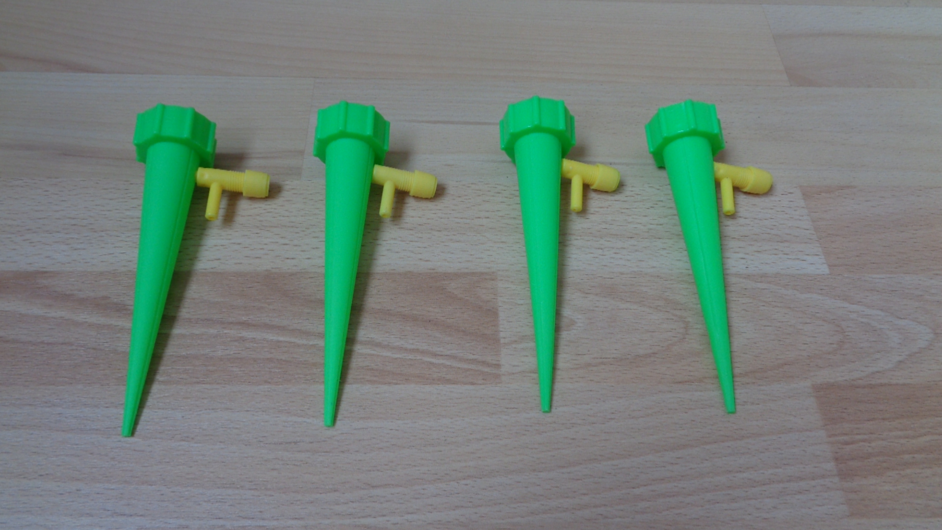 0933 – goutte à goutte 4 Pcs Arrosage automatique neuf – Image 17