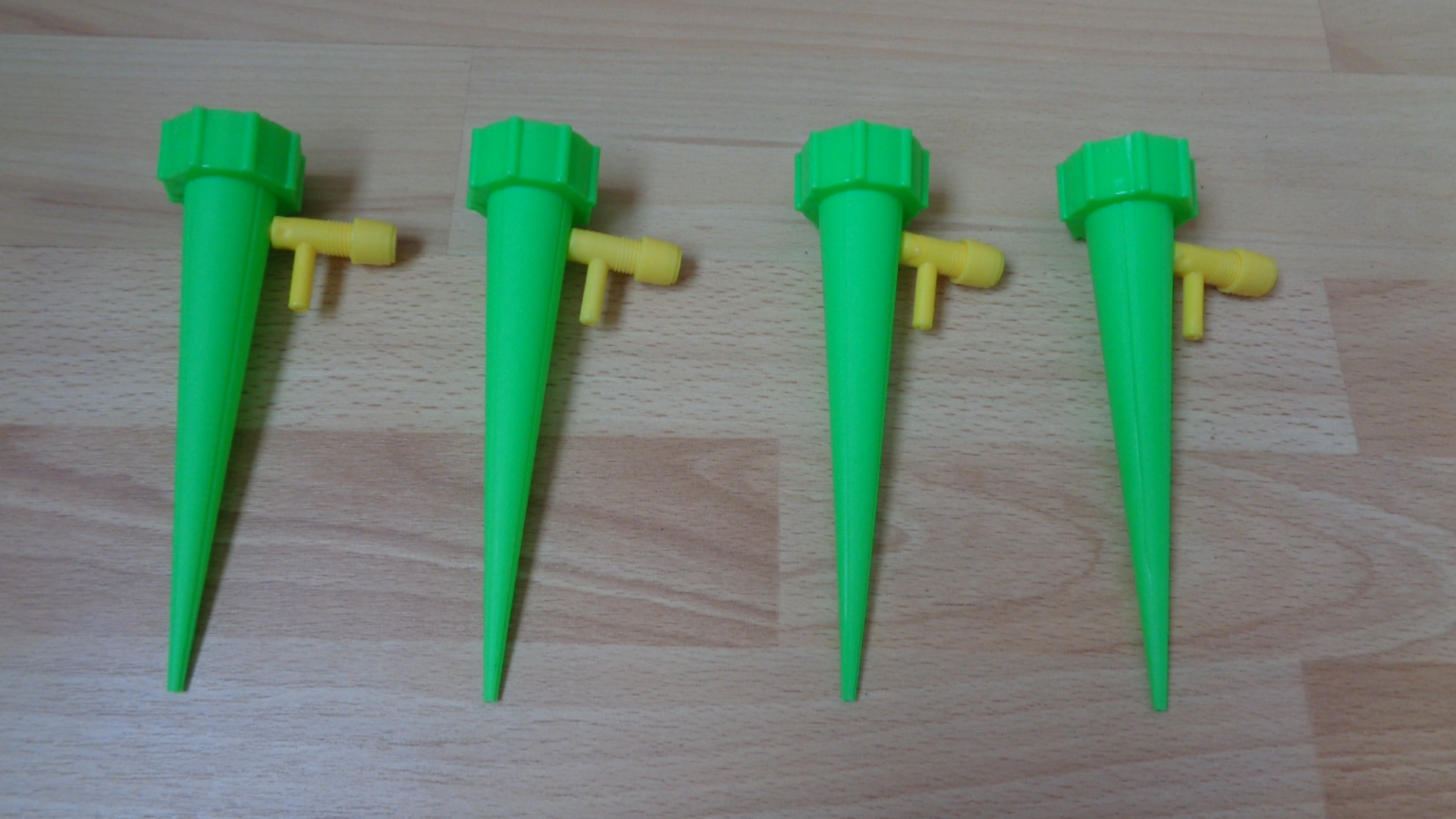 0933 – goutte à goutte 4 Pcs Arrosage automatique neuf – Image 15