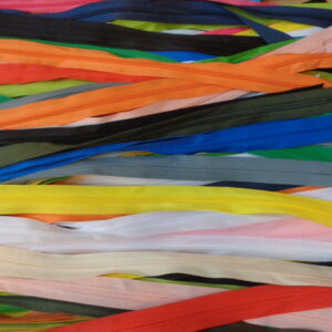 1025 –  Lot de fermetures-éclair Couleurs assorties 36 cm neuves .