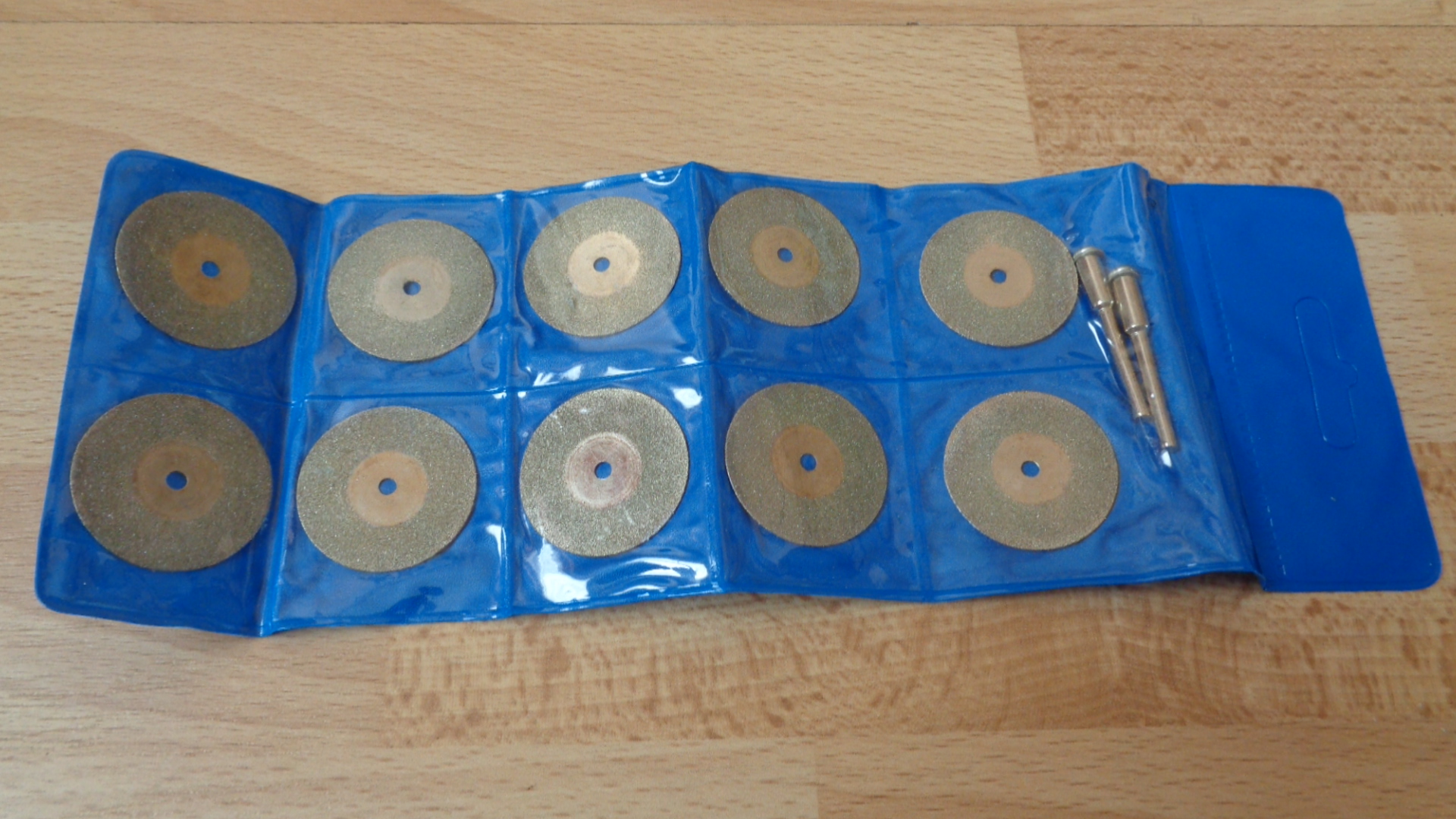 1069 – 10 lames circulaires pour scie neuves – Image 4