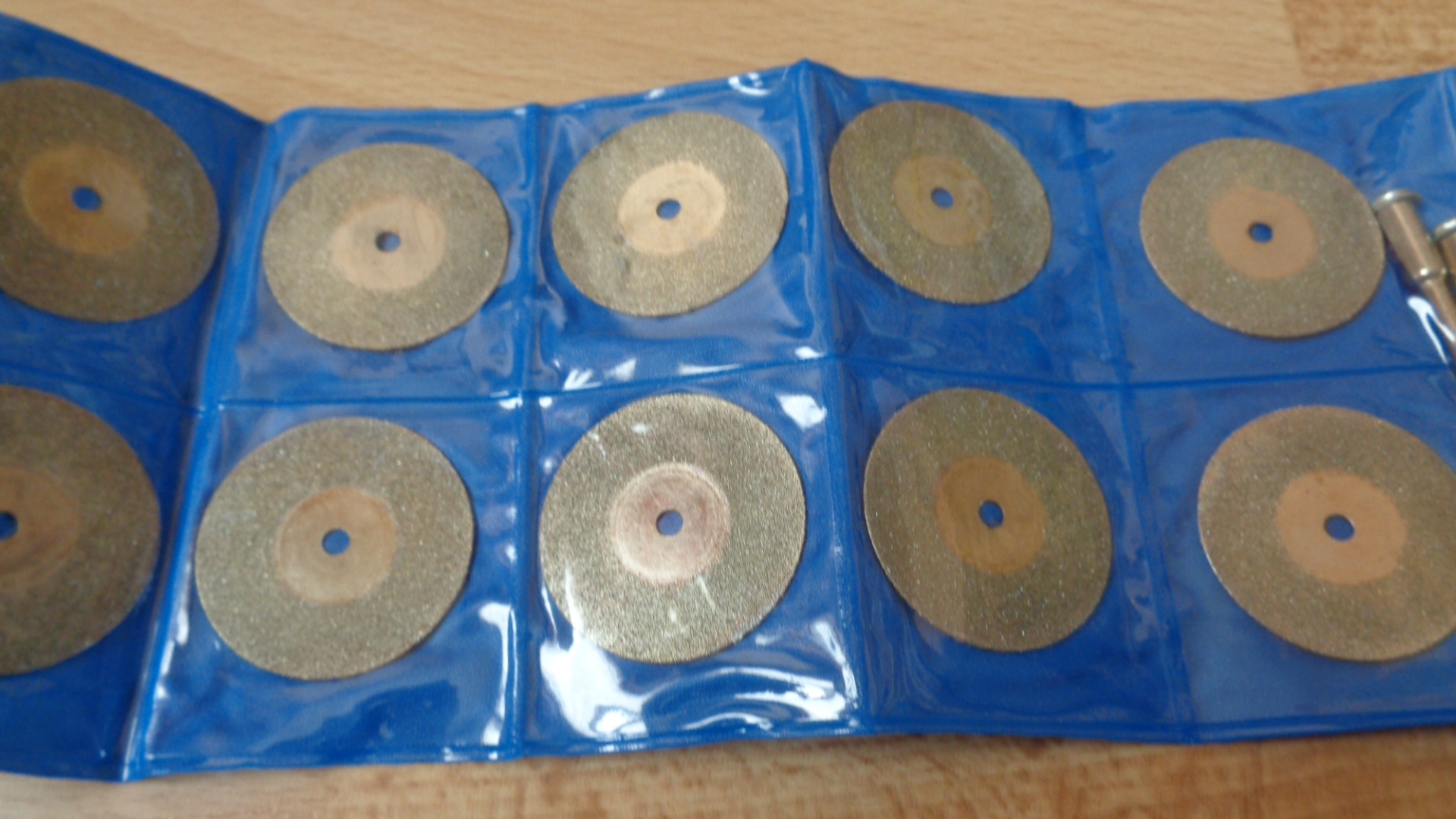 1069 – 10 lames circulaires pour scie neuves – Image 3