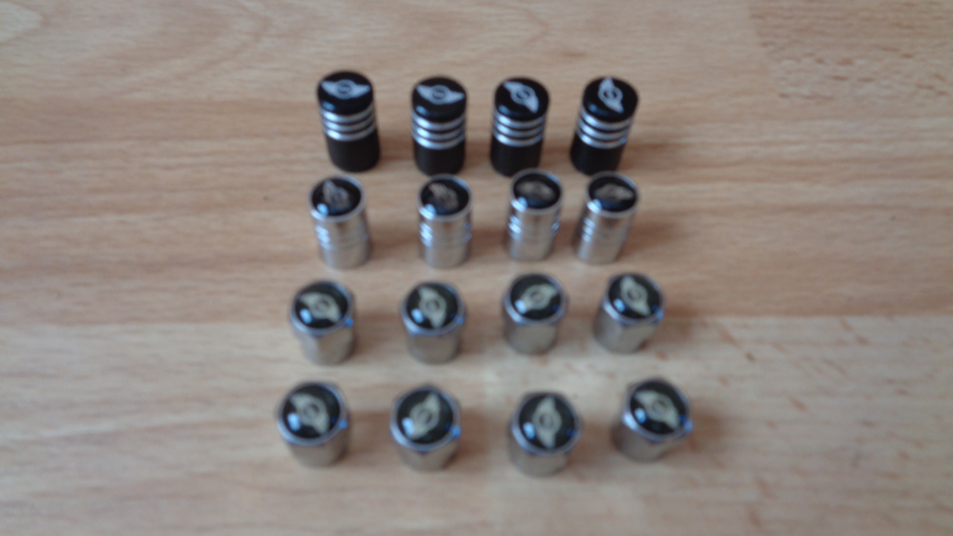 1109 – Bouchon de Valve avec Logo MINI neufs – Image 7