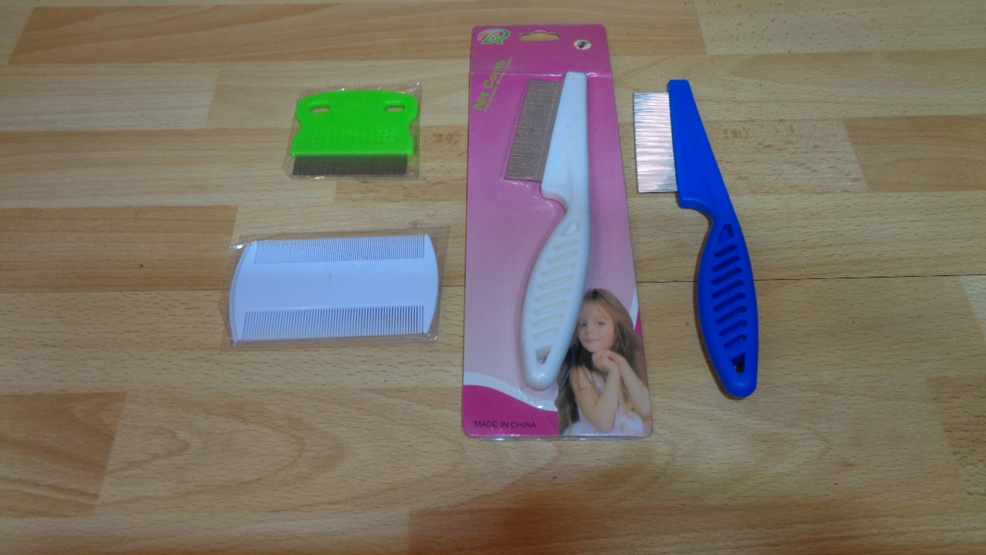 1159 – lot de Peignes anti poux et lentes pour cheveux neufs – Image 4