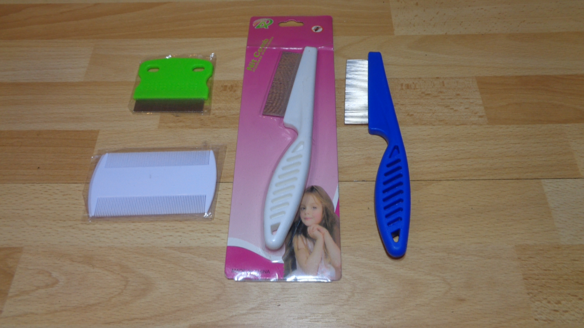 1159 – lot de Peignes anti poux et lentes pour cheveux neufs – Image 2