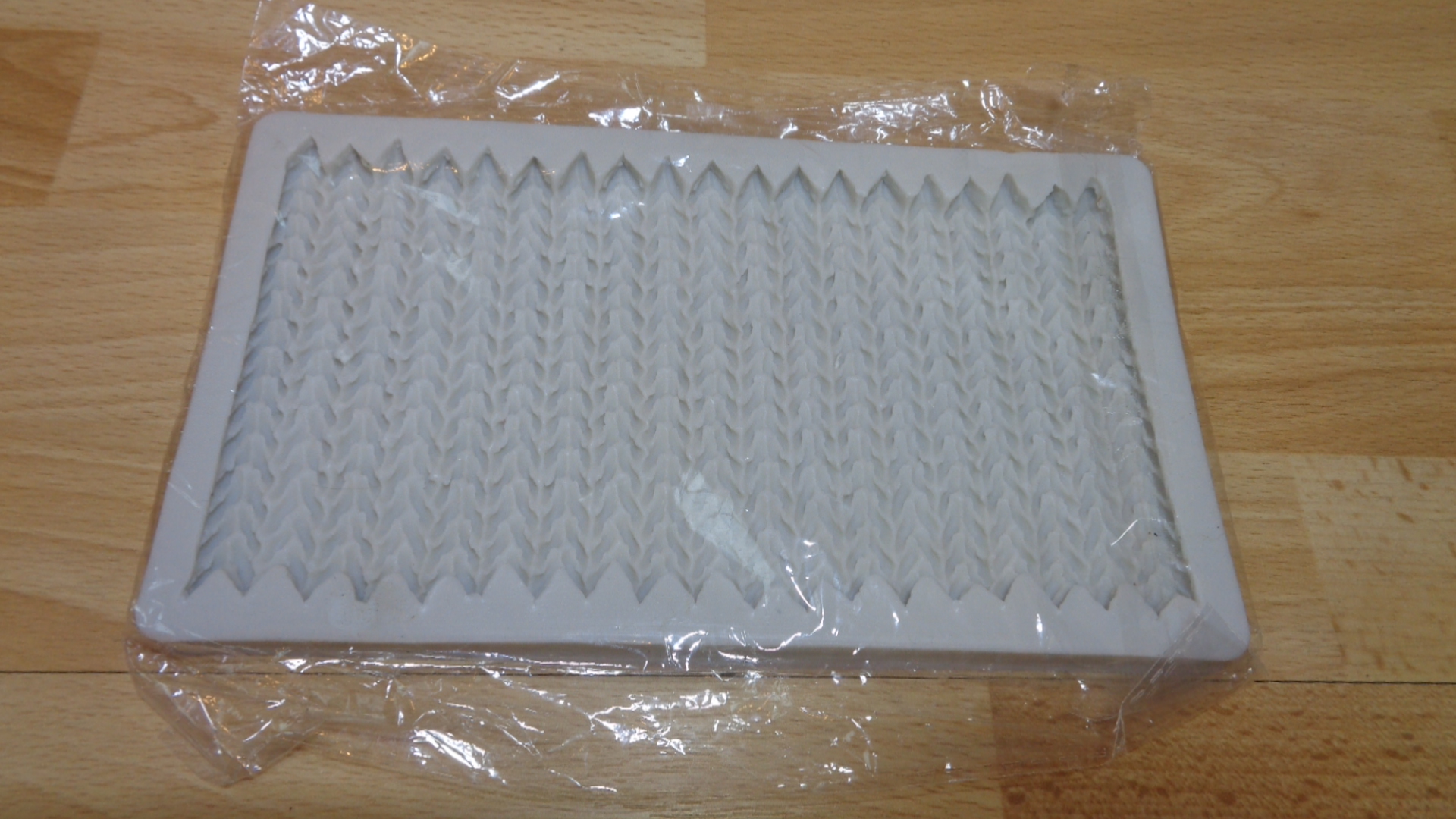 1173 – Moule en silicone en forme de pull neuf – Image 10
