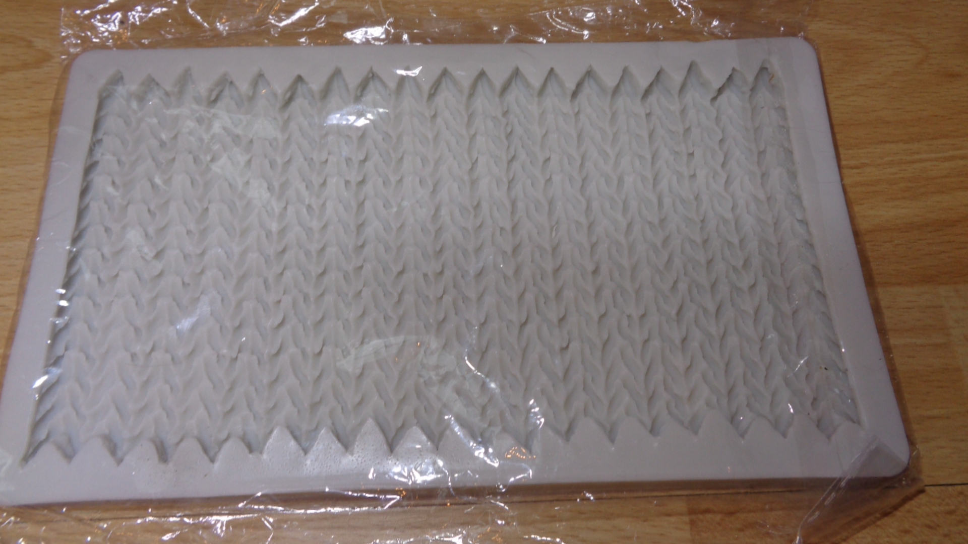 1173 – Moule en silicone en forme de pull neuf – Image 6