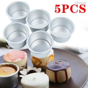 1360 –  5 moules de cuisson en alliage d’aluminium rond neufs