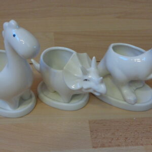 1501 – 3 dinosaures pots en céramique blancs neufs