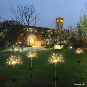 1483 – 2 Lampes de jardin solaire 150 LED Feu d’artifice neuves