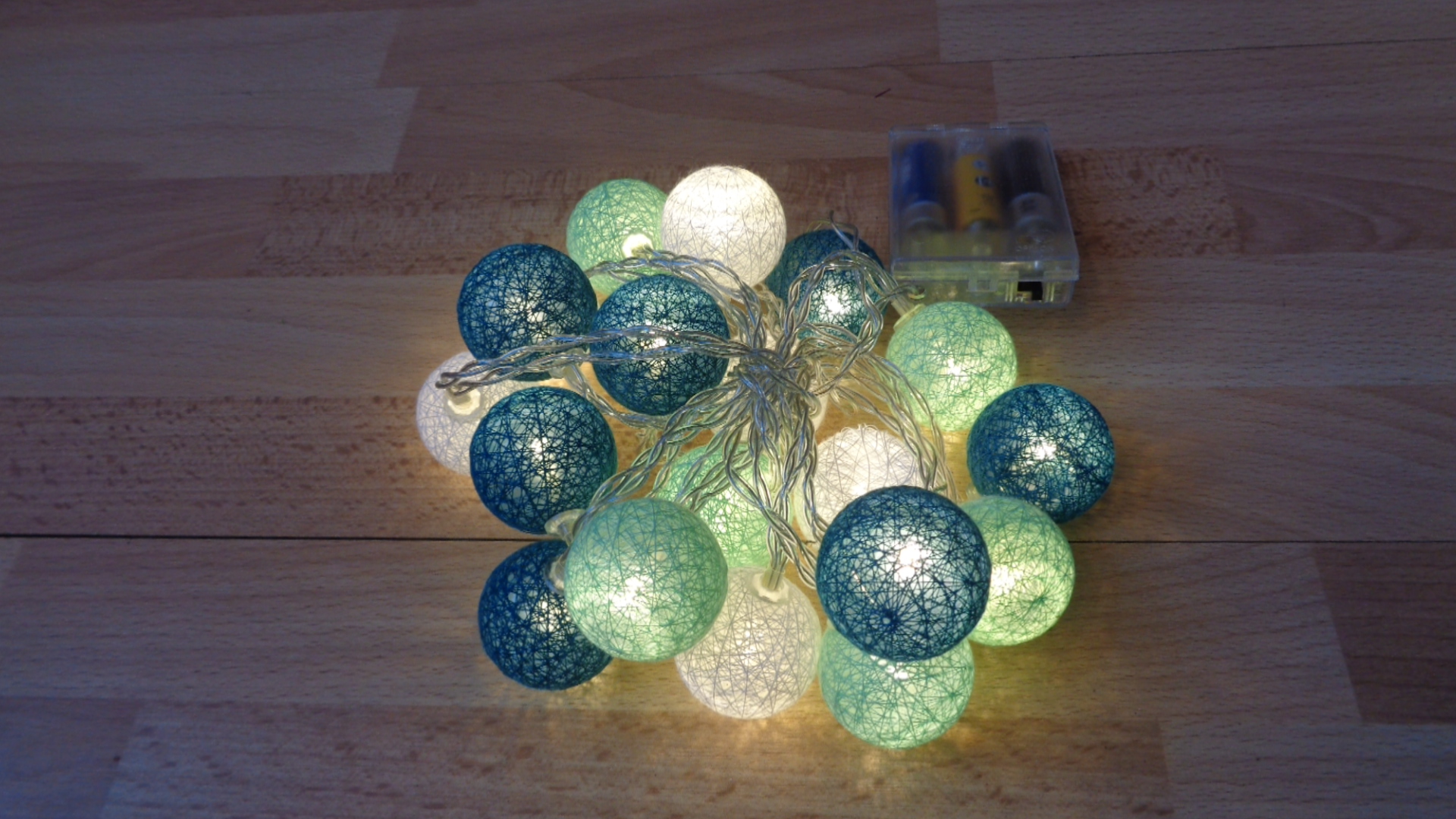 1602 – Guirlande lumineuse de Noël à 20 Boules neuve – Image 13