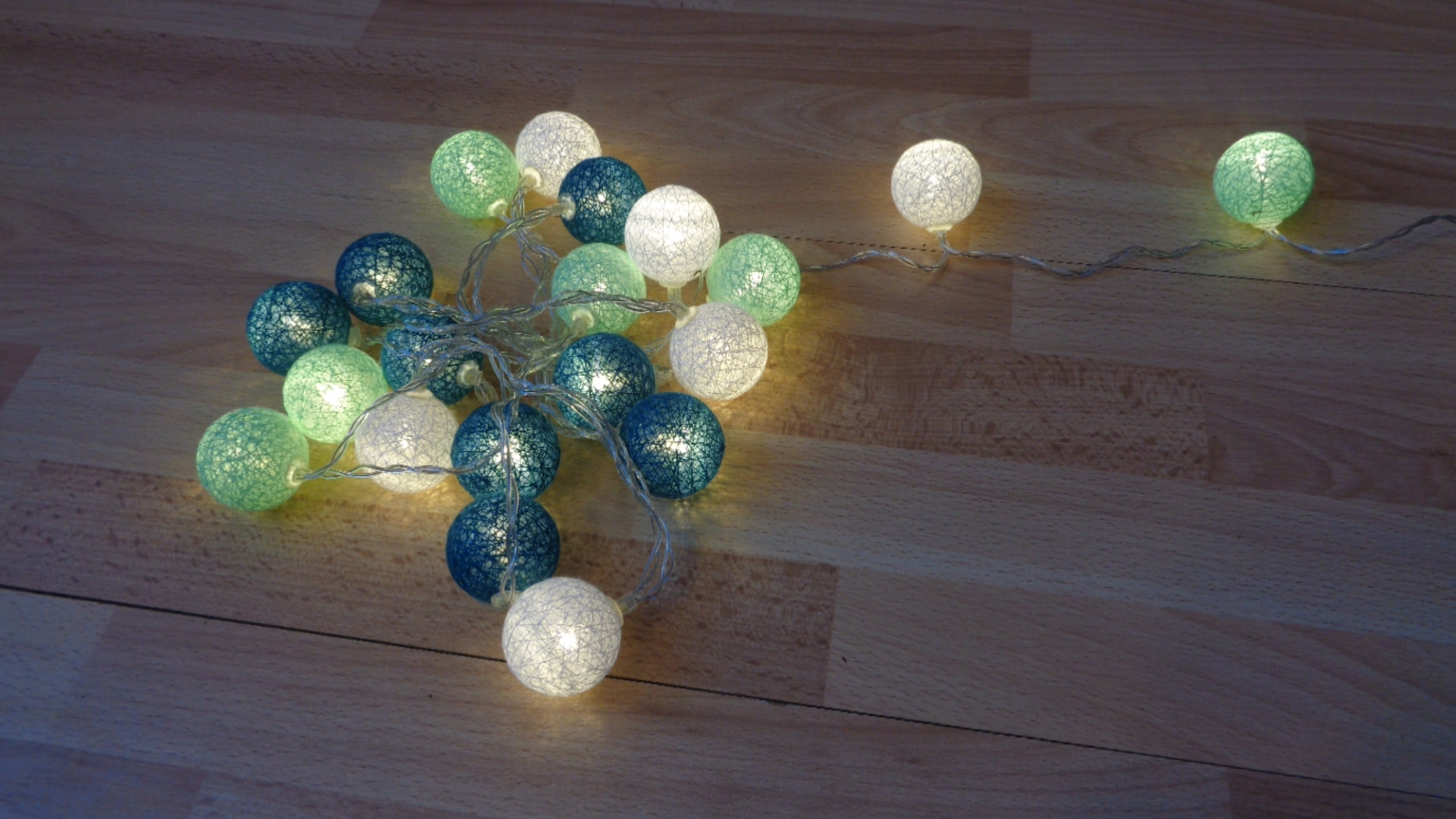 1602 – Guirlande lumineuse de Noël à 20 Boules neuve – Image 10