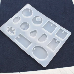 2068 – Moule en silicone  pour pendentif neuf