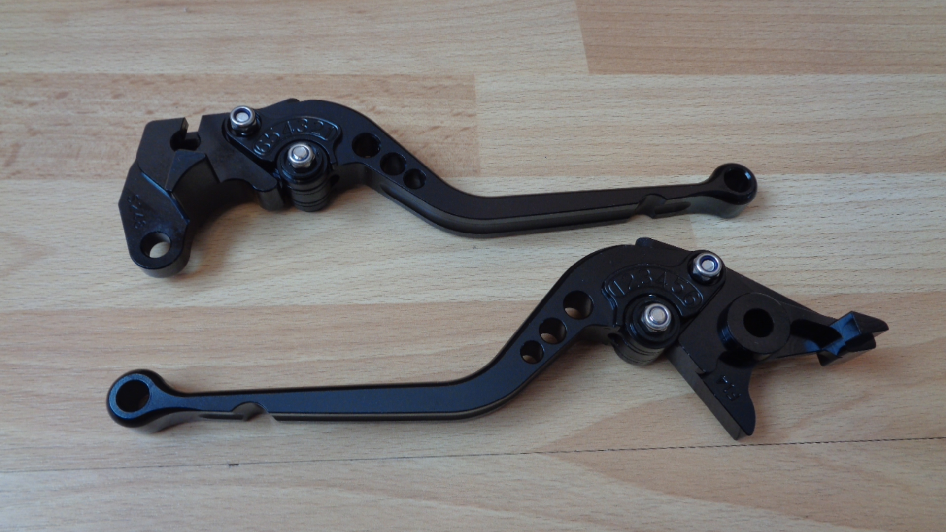 2233 – Levier d'embrayage et de frein noir pour moto réglable neufs – Image 12