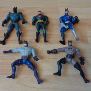 2448  – 5 Figurines batman divers