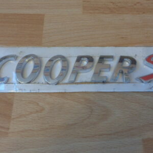 2493 – Emblème COOPER S pour Voiture neuf