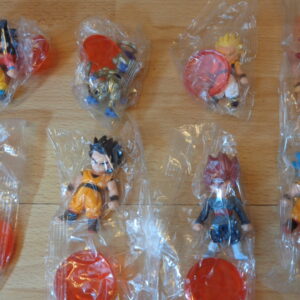 2538 – 8 figurines Dragon Ball Z   neuve