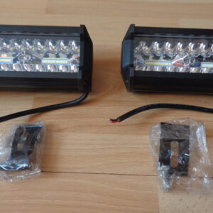 2706 – 2 Projecteurs LED pour Voiture 12v Etanches neufs