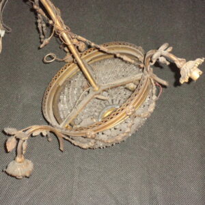 6616 – Lustre ancien en Bronze et verre