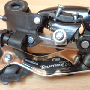 3022 – Dérailleur arrière adapté aux vélos de route,VTT,BMX neuf