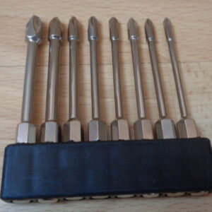 3057 – Lot de 8 embouts de tournevis cruciformes neuf