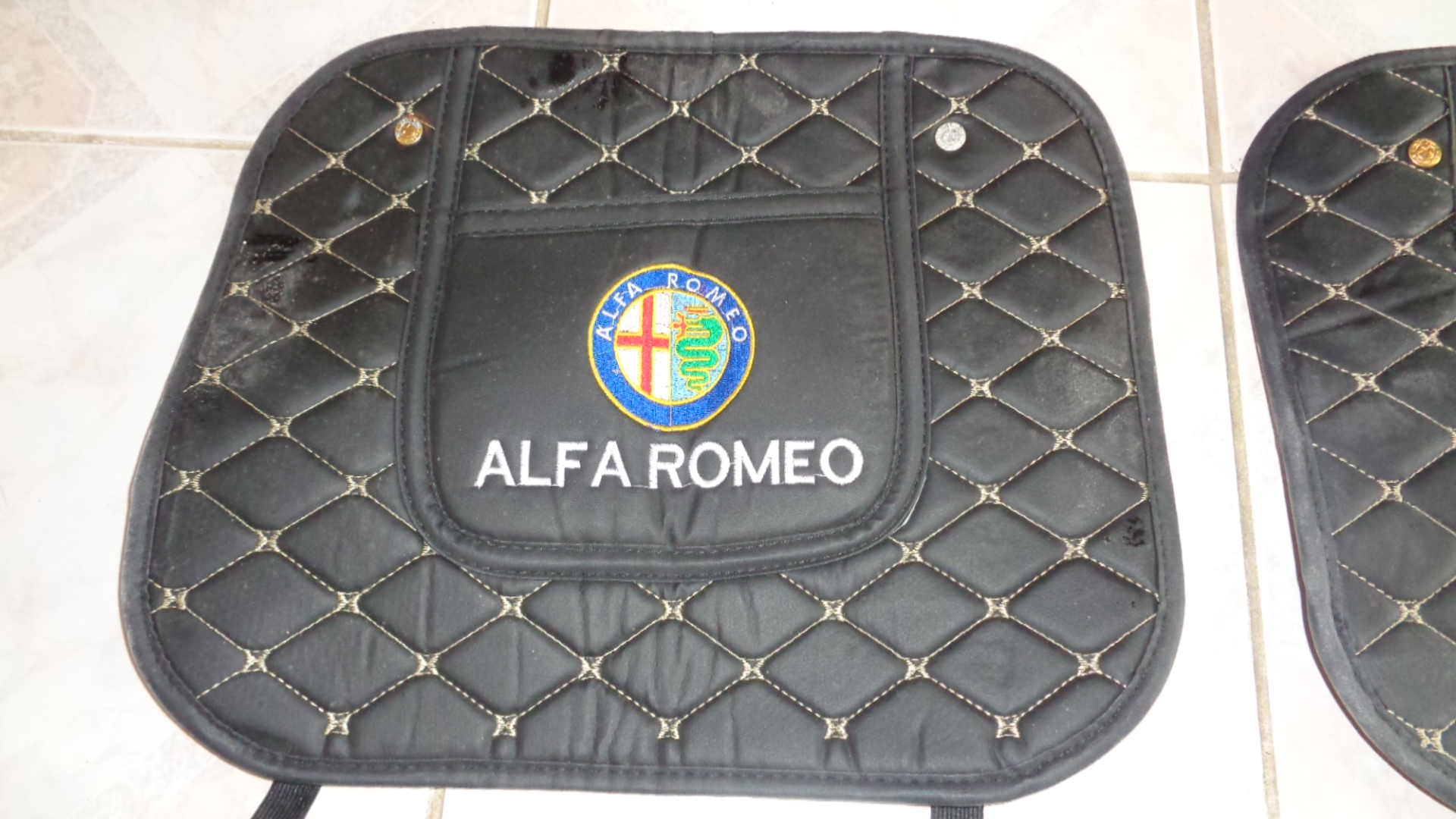 3080 – 2 Protections arrières de siège de voiture, Alfa Romeo neufs – Image 5