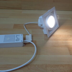 3209 – Spot LED encastrable blanc inclinable