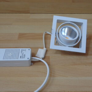 3209 – Spot LED encastrable blanc inclinable